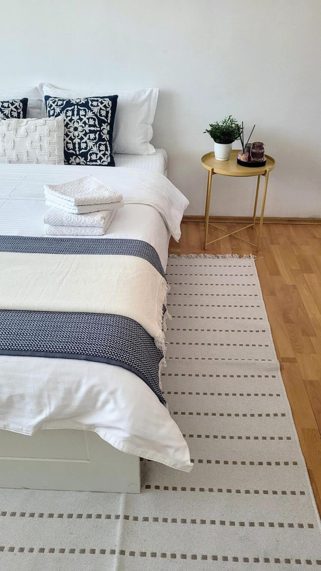 Cozy City Retreat, Obor Market & Metro بوخارست المظهر الخارجي الصورة